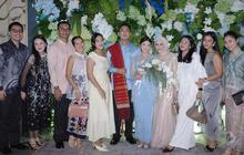 Menawan! Aurel Hermansyah Kenakan Gamis Lace saat Hadiri Lamaran Adik Raditya Dika