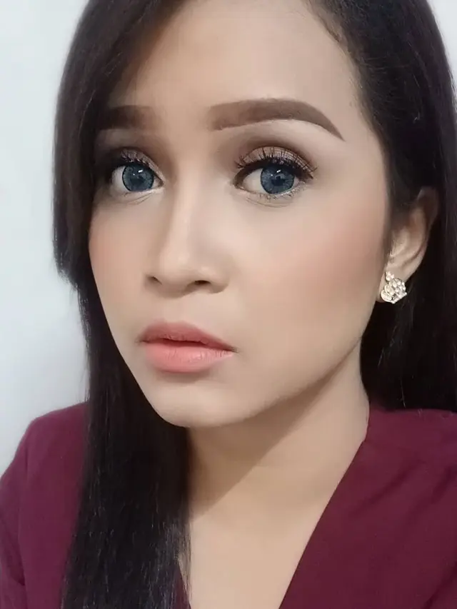6 Potret Destia Astinatri, Mantan Istri Kedua Daus Mini yang Bikin Pangling