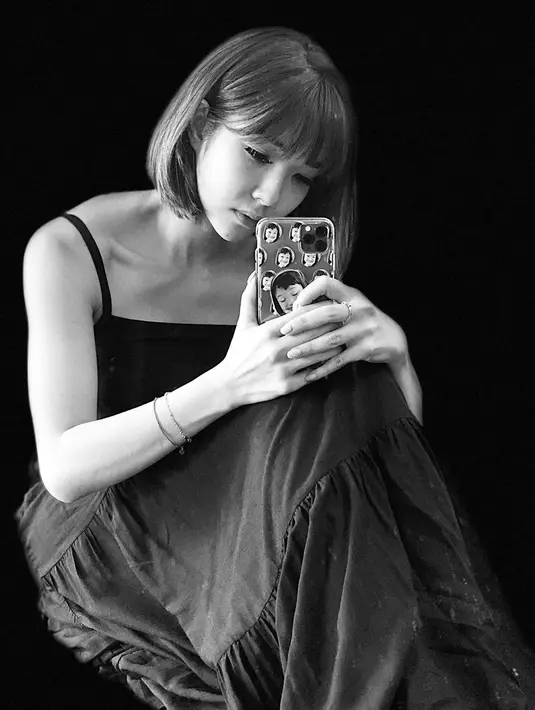 Seperti melansir Kapanlagi.com, Gisel mengutarakan tanggapannya terkait pandangan masyarakat. Menanggapi dengan santai, kekasih Wijin ini menyerahkan sepenuhnya kepada Tuhan. (Instagram/gisel_la)