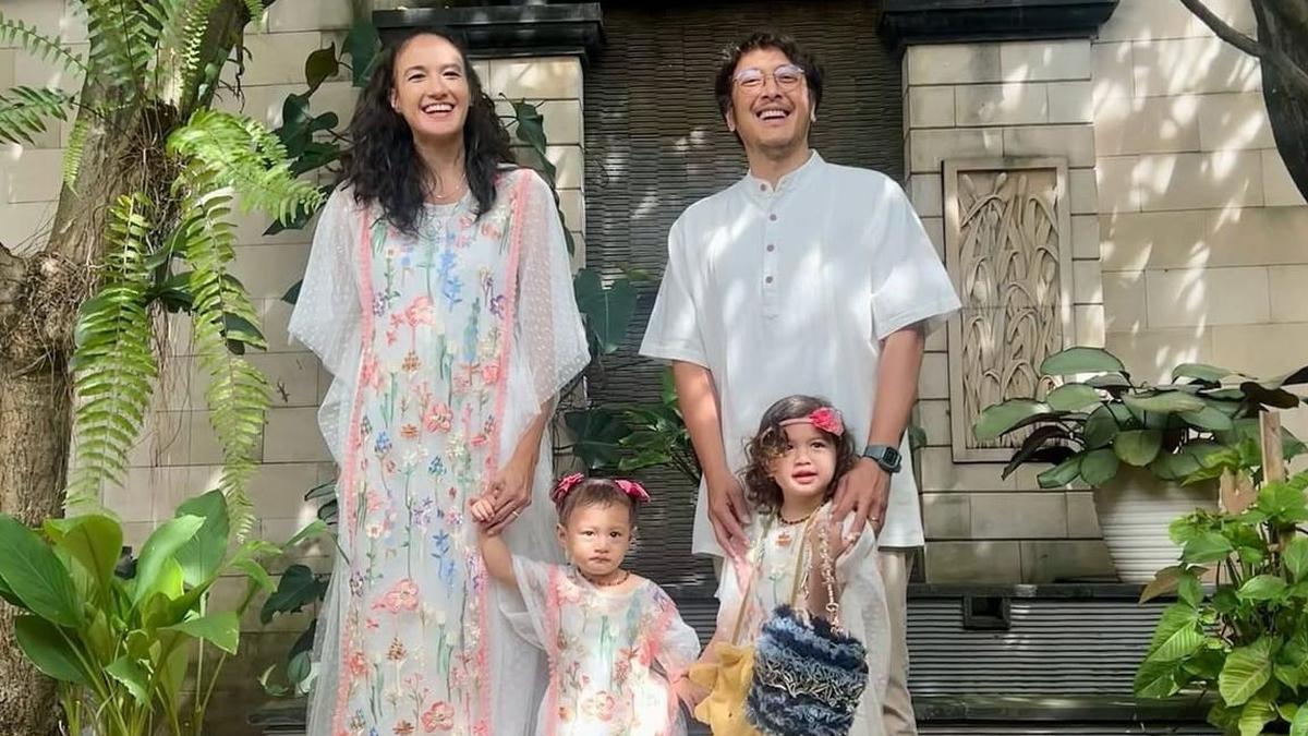 Kepompong Kupu-Kupu, Brand Bohemian yang Disukai Selebriti di Hari Raya