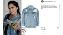 Ripped Jeans-Jacket juga menjadi fashion andalan Nagita. Coba lihat di foto ini, jaket yang dipakai Gigi ternyata bernilai 800.000 IDR. (Instagram/fashion_nagitaslavina)