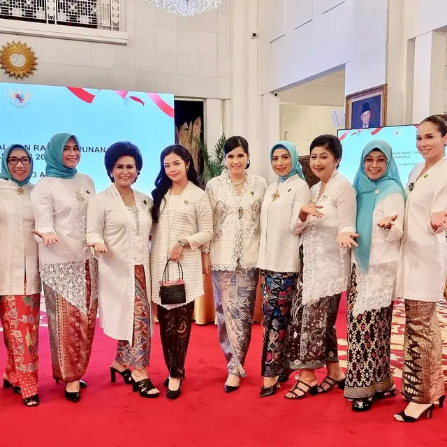 6 Gaya Anggota OASE KIM Halal Bihalal Bersama Iriana Jokowi dan Wury Ma’ruf Amin, Annisa Pohan hingga Loemongga Haoemasan Berkebaya Kartini