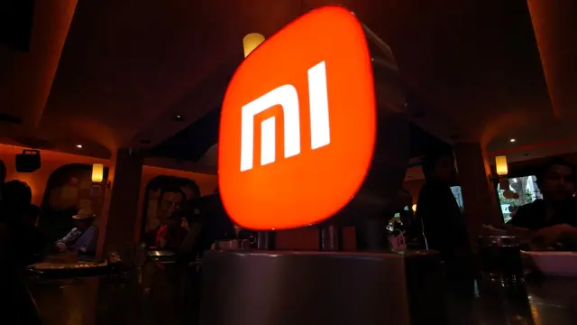 Logo Xiaomi saat acara peluncuran Redmi 15C di Carta SCBD.