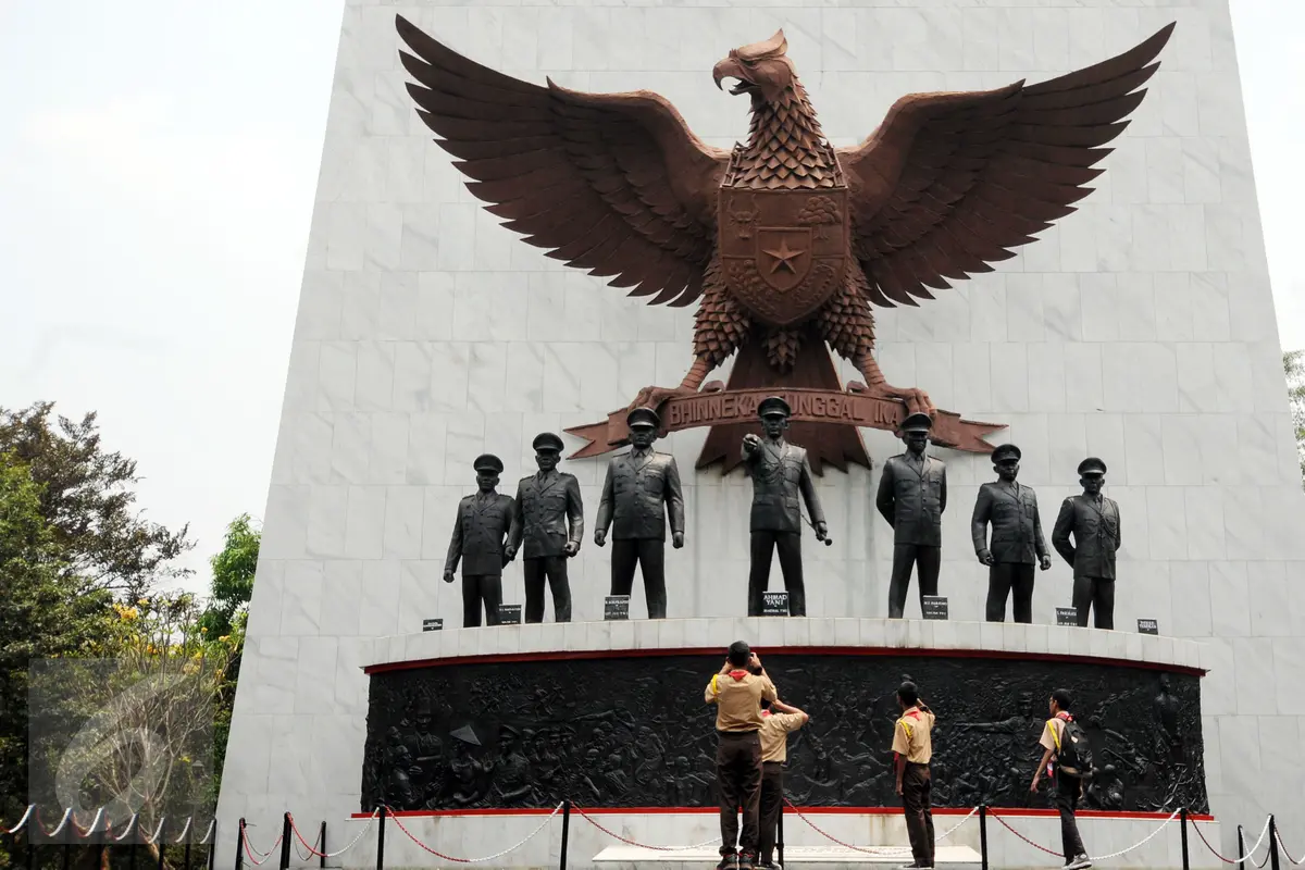 20150929-Sambut Hari Kesaktian Pancasila, Museum Lubang Buaya Ramai Dikunjungi Siswa-Jakarta