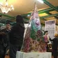 Tugu Plastik dalam sebuah pameran jelajah seni nusantara edisi Cirebon di Keraton Kacirebonan. Foto (Liputan6.com / Panji Prayitno)