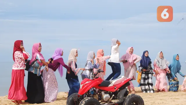 pantai lon malang