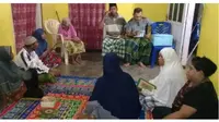 Jenazah Bripka Mahrum Prenje, anggota Intelkam Mako Korps Brimob Depok yang tewas ditikam dengan pisau oleh seorang pemuda di Mako Brimob akan dipulngkan kee kampung halamannya di Kabupaten Alor, NTT.