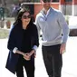 Meghan Markle bersama Pangeran Harry. (dok.Instagram @meghanmarkle_official/https://www.instagram.com/p/B89Xn1TnYwy/Henry)