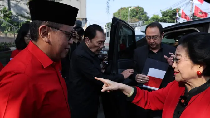 Penampilan Serba Merah Megawati Soekarnoputri, Siap Pimpin Upacara HUT RI di Sekolah Partai PDIP