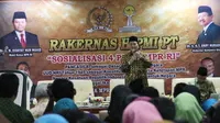 Wakil Ketua MPR Hidayat Nur Wahid melakukan Sosialisasi Empat Pilar pada Rakernas HIPMI Perguruan Tinggi