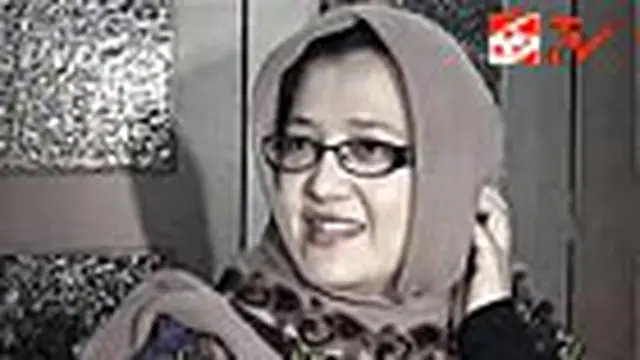 Fanny Bauty Rebut Suami Orang?