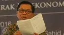 Direktur Utama BRI Asmawi Syam menjadi pembicara dalam diskusi Indonesia CEO Talks di Jakarta, (17/5). Diskusi membahas peran industri Jasa Keuangan sebagai motor penggerak perekonomian bangsa di era MEA. (Liputan6.com/Angga Yuniar)