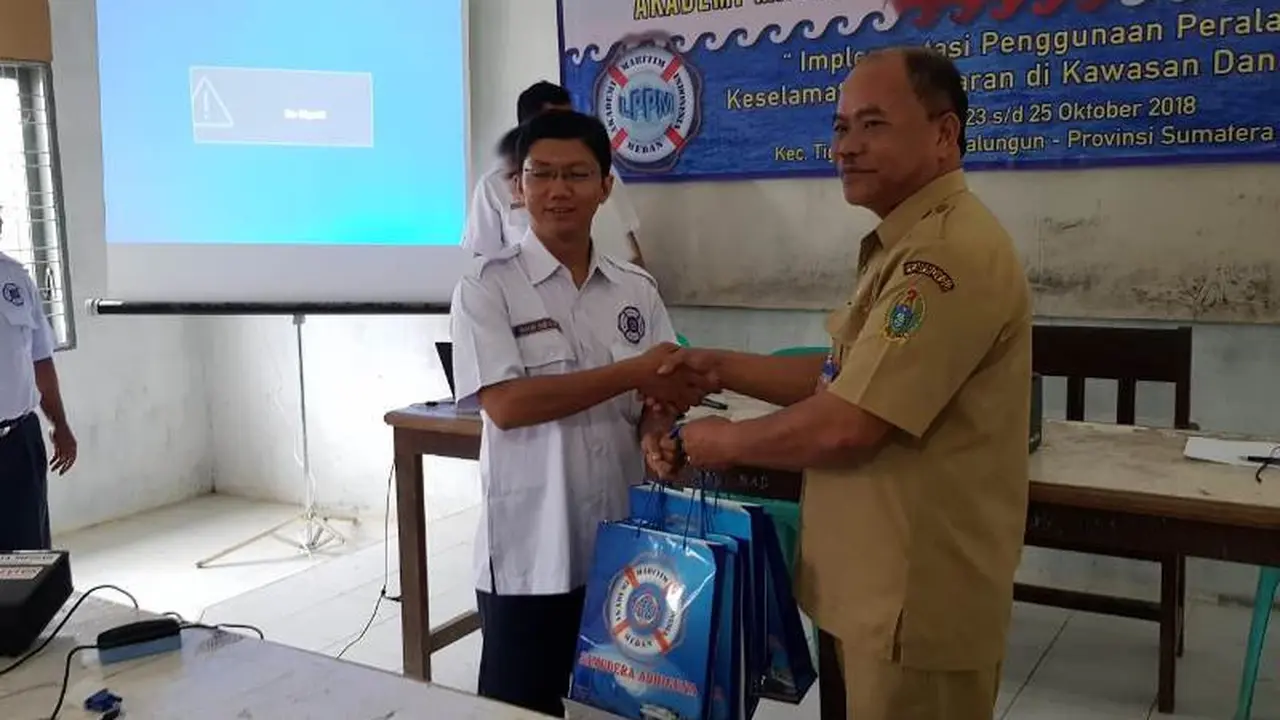 Akademi Maritim Indonesia Medan Lakukan Pengabdian Masyarakat di Simalungun