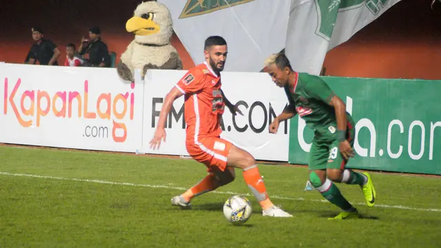 Borneo FC vs PSS Sleman