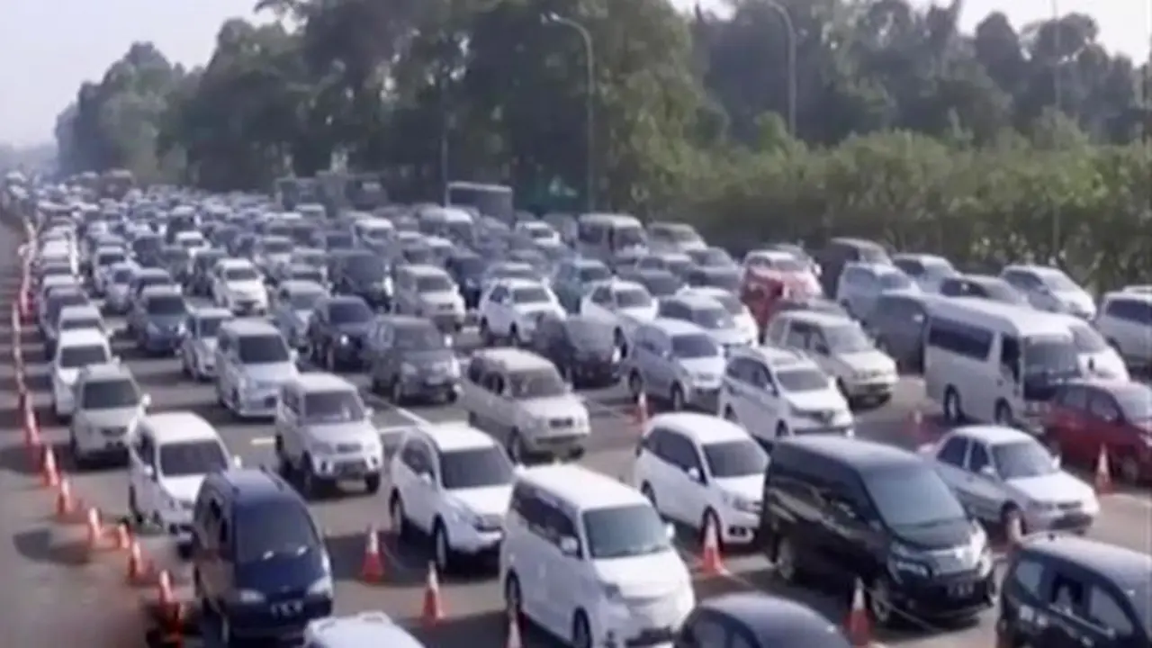Rekayasa Lalu Lintas Tak Mampu Urai Kemacetan di Puncak