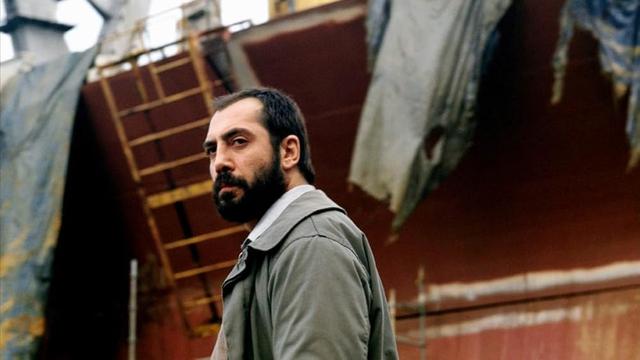 Mondays In The Sun (2002)