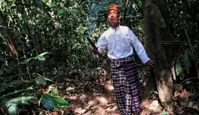 Hutan Leuweung Gede Kampung Adat Kuta: Satu Hutan, Tiga Penjaga
