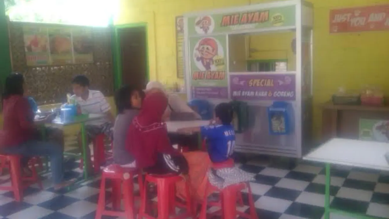 Mie ayam Goreng Cak Nonang Bikin Ketagihan
