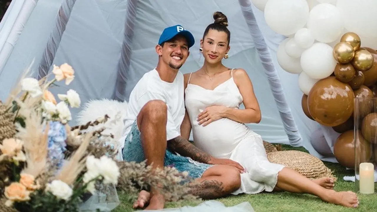 7 Gaya OOTD Jennifer Bachdim Jelang Melahirkan, Tetap Stylish