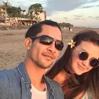 Kimberly Ryder dan Edward Akbar saat liburan (Instagram/@kimbrlyryder)