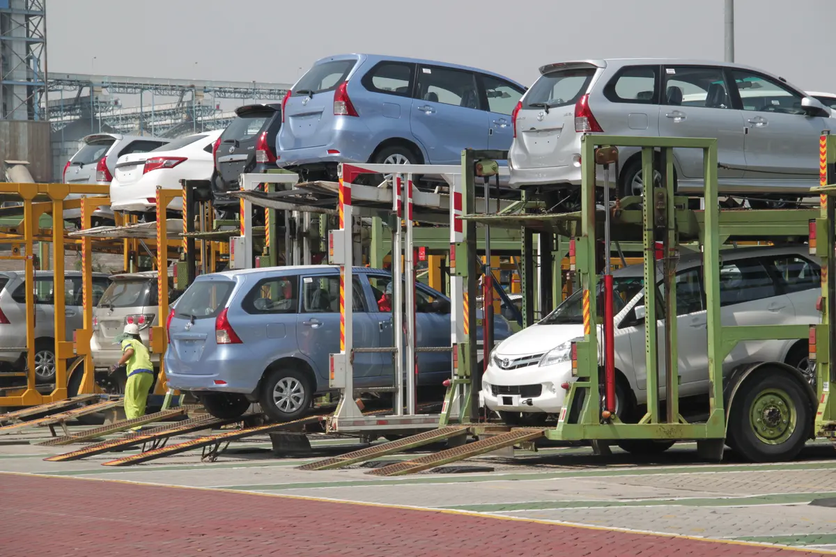 Produksi Mobil Tembus 100 Juta Unit Pada 2021