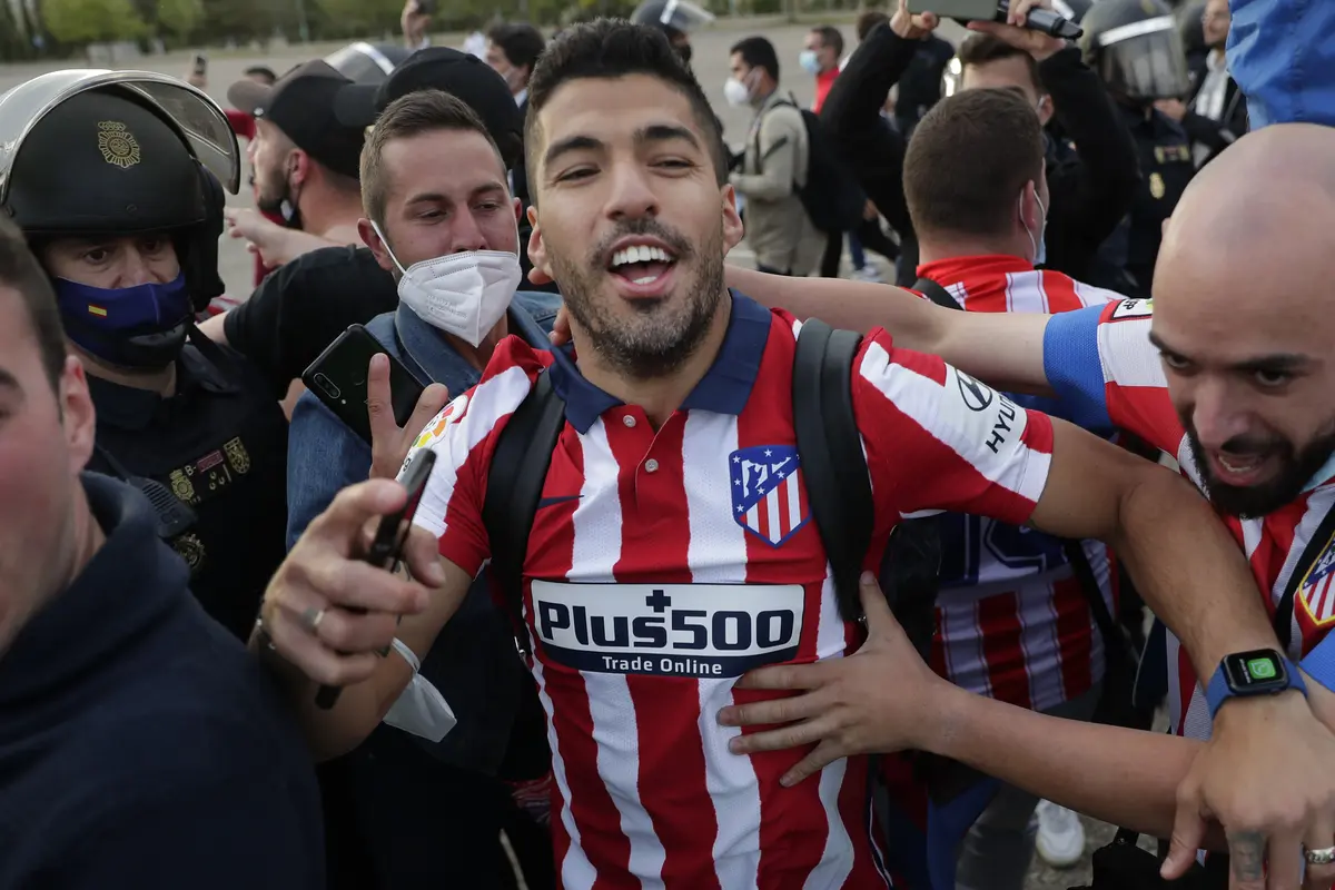 Suporter Atletico Madrid turun ke jalan rayakan gelar juara Liga Spanyol