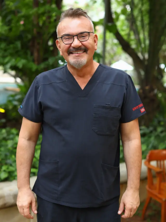 Prosedur Transplantasi Rambut yang Aman untuk Atasi Kebotakan Kini Hadir di Indonesia