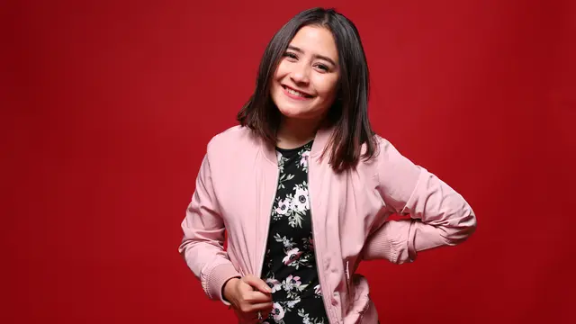[Bintang] Prilly Latuconsina