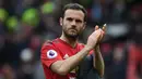 Juan Mata. Terpinggirkan sejak Manchester United dibesut Ole Gunnar Solskjaer, gelandang asal Spanyol ini hanya bermain 7 kali pada musim ini di Liga Inggris, kalah bersaing dengan Bruno Fernandes. Kabarnya, mantan klubnya, Valencia siap menampungnya kembali. (AFP/Paul Ellis)