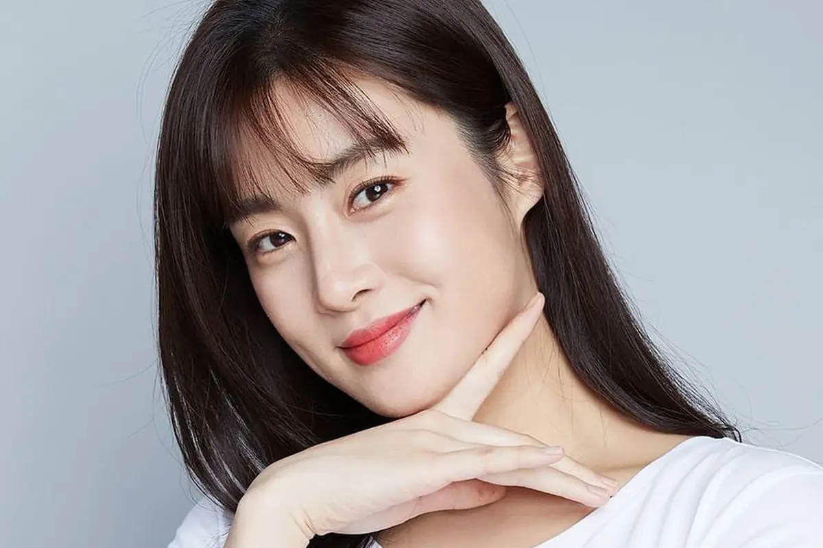 Kang Sora