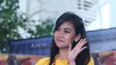 "Om Fajar mau karena menurutnya muka aku Indonesia. Tapi waktu itu rambut aku masih cokelat. Nah, Om Fajar minta agar rambut aku diwarnai hitam, yang benar-benar hitam. Ya ini pengorbanan aku," ujar mantan personel Cherrybelle. (Nurwahyunan/Bintang.com)