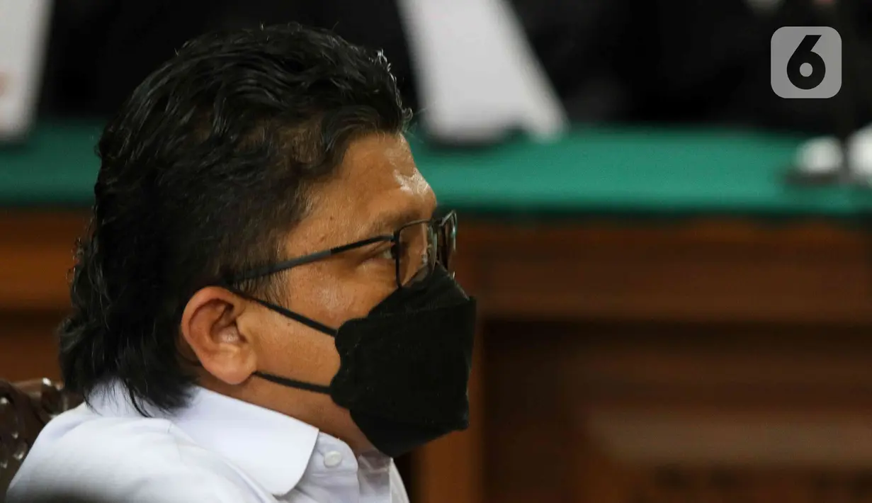 Terdakwa kasus dugaan pembunuhan berencana Nofriansyah Yosua Hutabarat atau Brigadir J, Ferdy Sambo mengikuti sidang lanjutan di PN Jakarta Selatan, Jakarta, Selasa (31/1/2023). Pembunuhan terhadap Brigadir J terjadi pada Jumat, 8 Juli 2022 di rumah dinas Sambo nomor 46 yang terletak di Kompleks Polri, Duren Tiga, Jakarta Selatan. (Liputan6.com/Herman Zakharia)