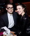 Jack Antonoff dan Margaret Qualley pada 2022. (Emma McIntyre / GETTY IMAGES NORTH AMERICA / Getty Images via AFP)