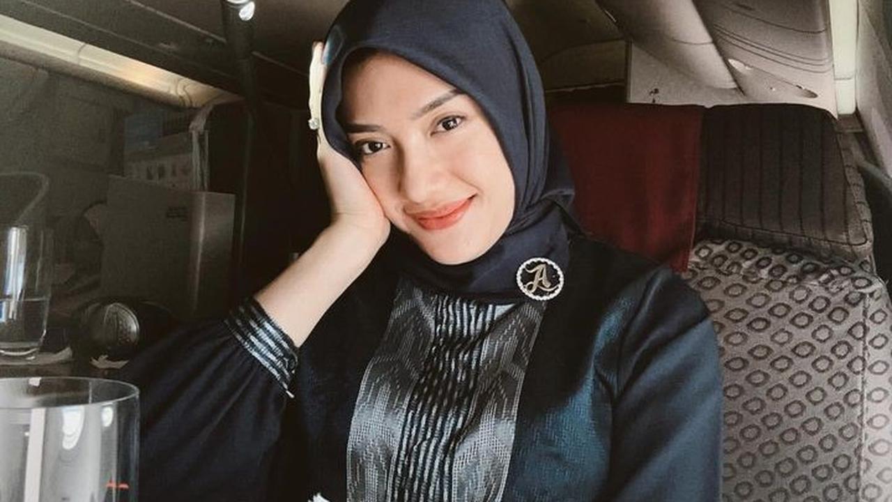 Penampilan Anissa Aziza langsung banjir komentar dari netizen.&nbsp;<br>
