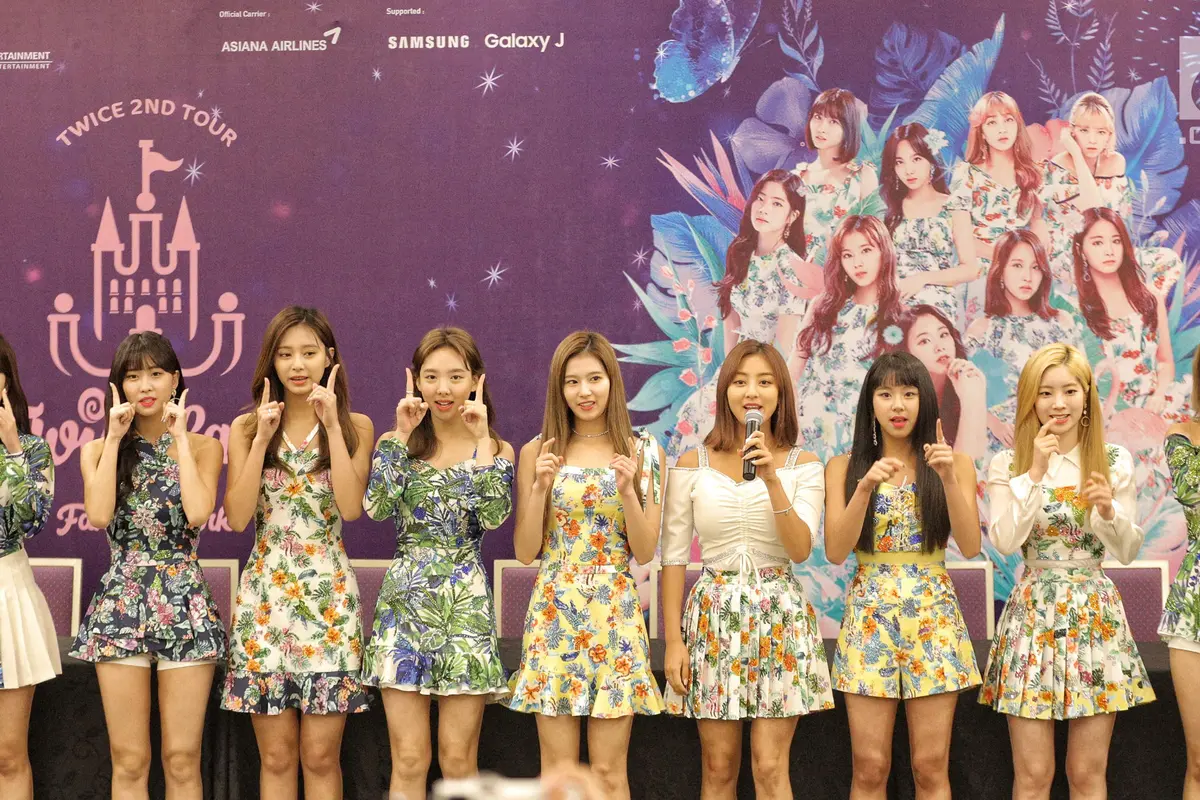 FOTO: Duh, Cantiknya Personel TWICE yang Bakal Manggung di Jakarta