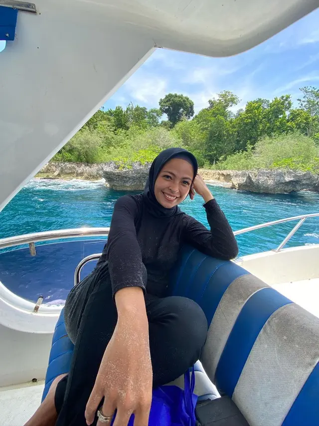 [Fimela] Tantri Kotak