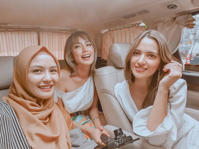 Bertemu Dengan Nia Ramadhani Revalina S Temat Ingat Sinetron Bawang Merah Bawang Putih News Entertainment Fimela Com