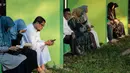 Mereka menghadiri kegiatan zikir dan doa memperingati 20 tahun bencana gempa dan tsunami Aceh. (Yasuyoshi CHIBA/AFP)