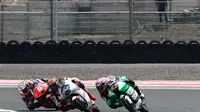 Pembalap Idemitsu Honda Team Asia, Mario Suryo Aji (nomor motor 64) pada balapan Moto3 Mandalika di Sirkuit Mandalika. (Honda Team Asia)