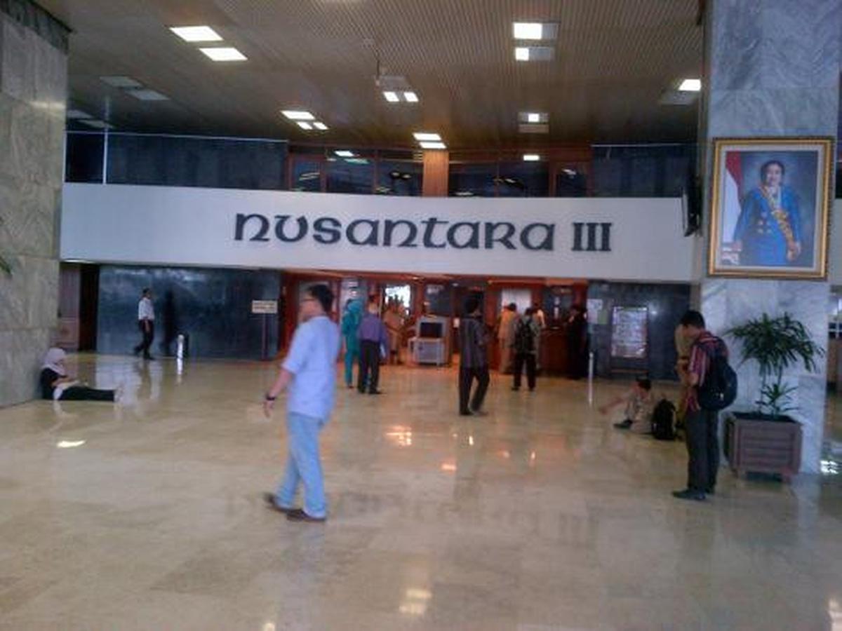 Perusakan foto Presiden SBY di Gedung DPR