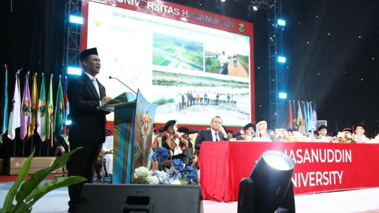 Berlian dari Tekanan: Mentan Amran Ajak Kampus Cetak Generasi Unggul Pertanian, Target Swasembada Pangan