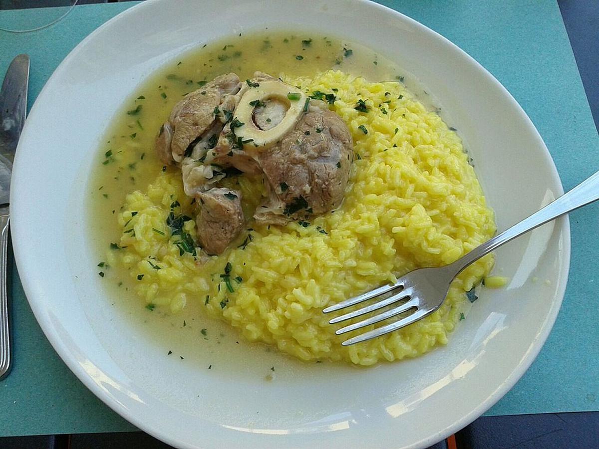 Ilustrasi Ossobuco alla Milanese