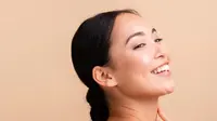 Merawat kulit plumpy sehat (Foto: Freepik.com)