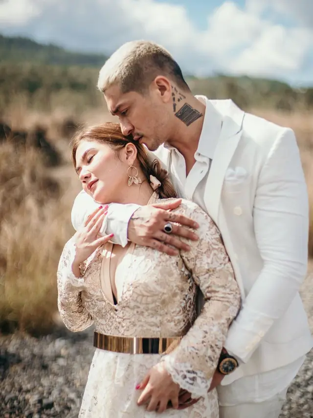 Miller Khan dan Farina Rebecca (Foto: Instagram/claus_schmidtt)