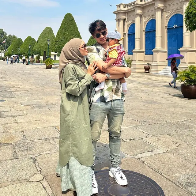 Rizky Billar kembali menggunakan media sosial