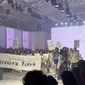 Koleksi Sejauh Mata Memandang di gelaran Jakarta Fashion Week (JFW) 2024 bertajuk Tarum. (Dok: Liputan6.com/dyah)