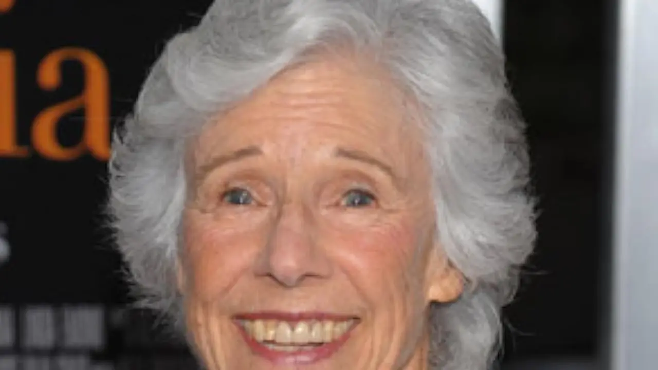Frances Sternhagen