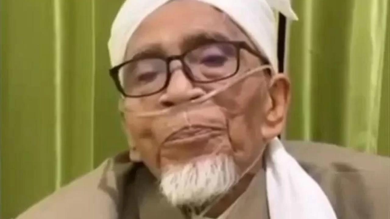 Mustasyar PBNU, Tuan Guru Haji (TGH) Muhammad Turmudzi Badaruddin