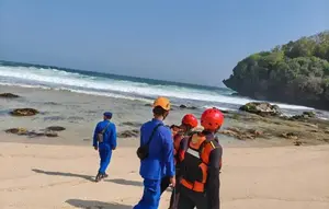 Dua Nelayan Lansia Hilang di Laut Pacitan, Perahu Ditemukan Kosong
