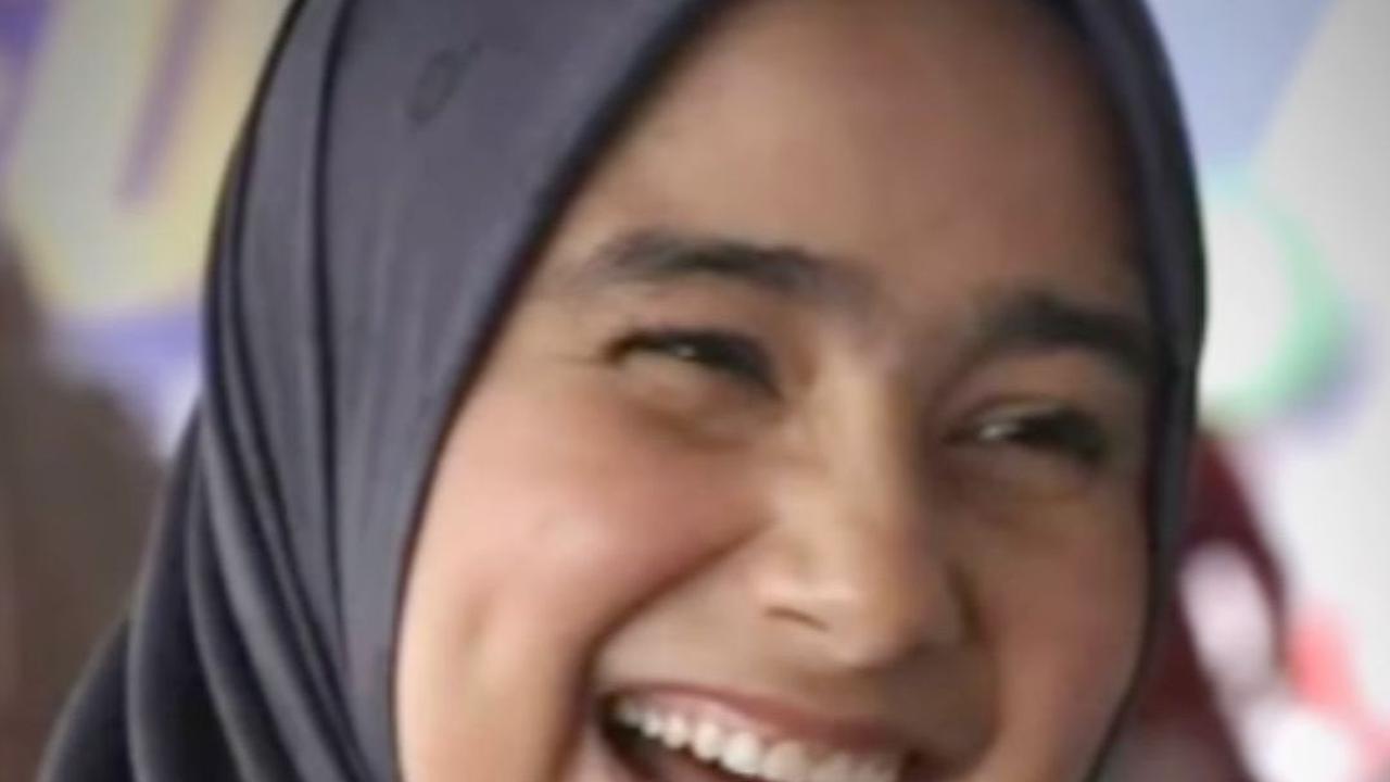 Berani Banget, Anak SMA Terang-Terangan Mau Tikung Istri Cantik Bupati Mantan Pemain Sinetron